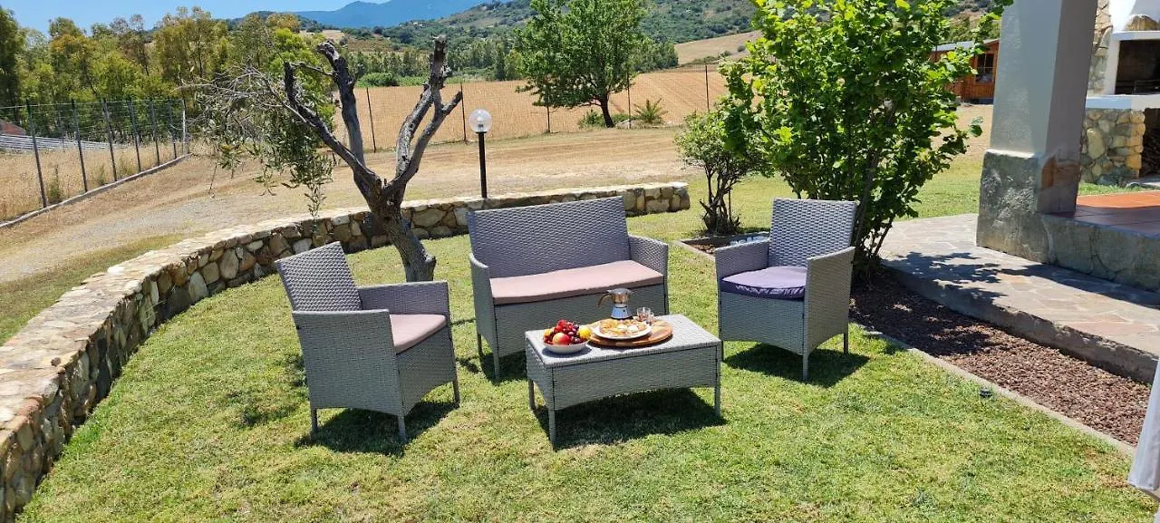 House Castiadas Tra Mare E Montagna Ferienhaus